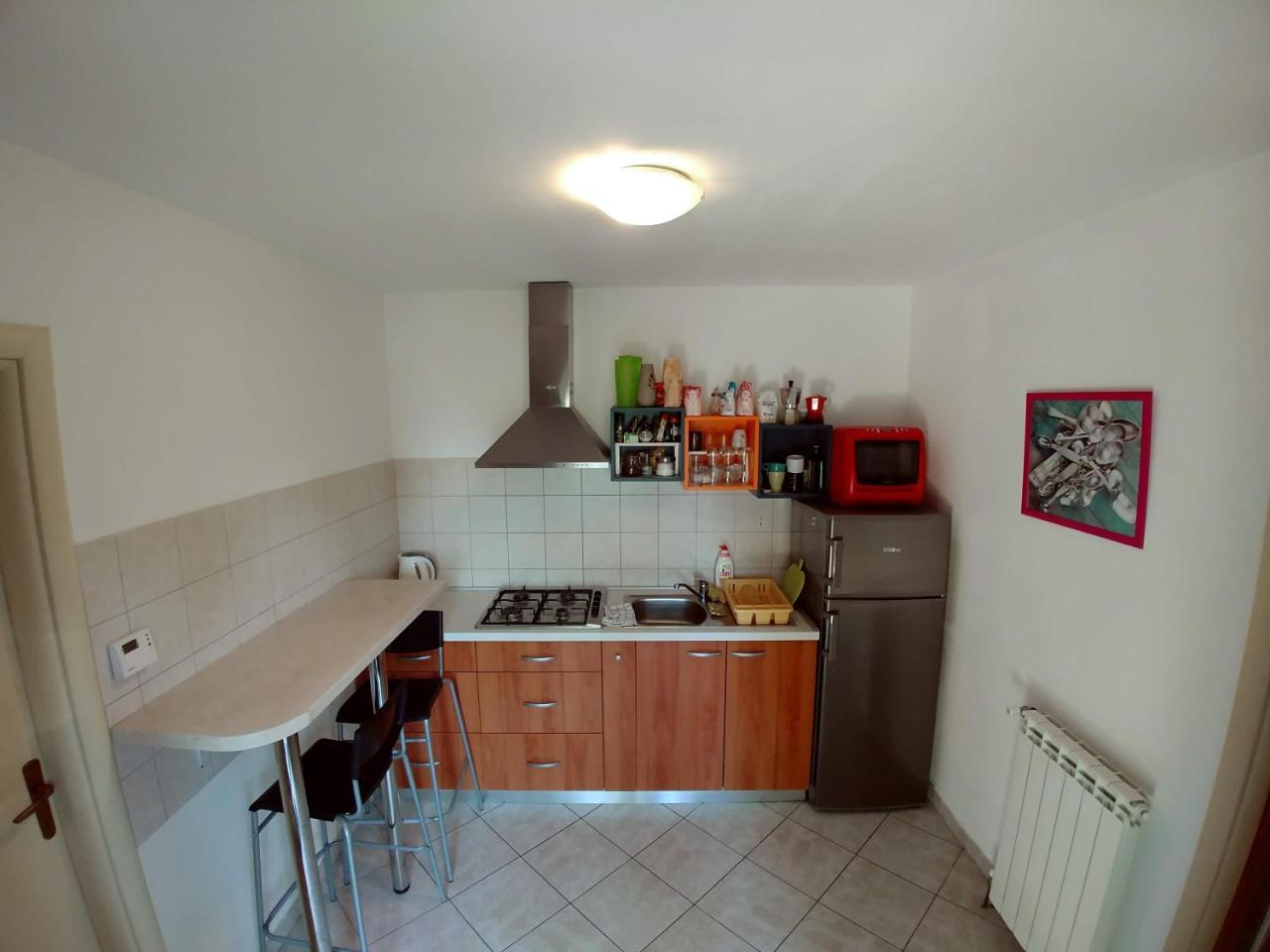 Toticevi Apartment *